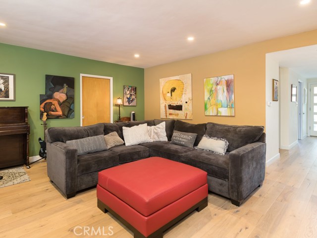 29403 Enrose Avenue, Rancho Palos Verdes, California 90275, 3 Bedrooms Bedrooms, ,2 BathroomsBathrooms,Residential,Sold,Enrose,PV20103202