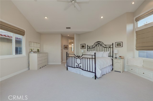 637 17th Street, Manhattan Beach, California 90266, 6 Bedrooms Bedrooms, ,3 BathroomsBathrooms,Residential,Sold,17th,SB20249999