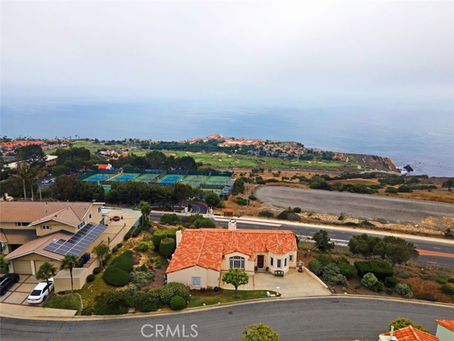 30900 Via La Cresta, Rancho Palos Verdes, California 90275, 4 Bedrooms Bedrooms, ,4 BathroomsBathrooms,Residential,Sold,Via La Cresta,PV21131475