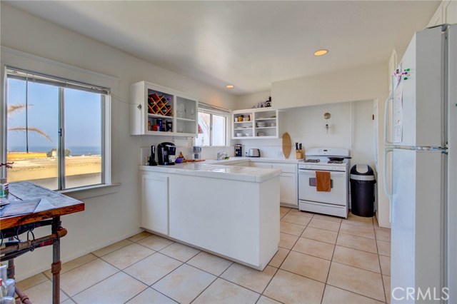 223 24th, Hermosa Beach, California 90254, ,Residential Income,Sold,24th,SB19132395