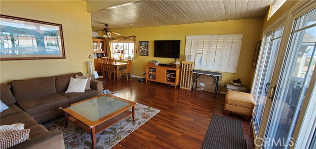 1124 11th Street, Hermosa Beach, California 90254, 3 Bedrooms Bedrooms, ,1 BathroomBathrooms,Residential,Sold,11th Street,SB20025599