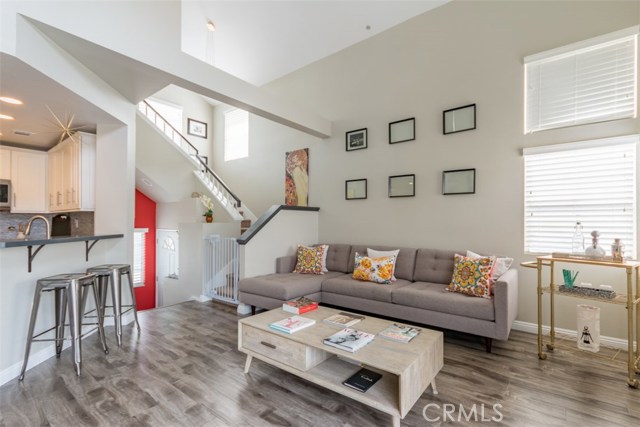 2950 Via Milano 201, Corona, CA 92879, photo 2
