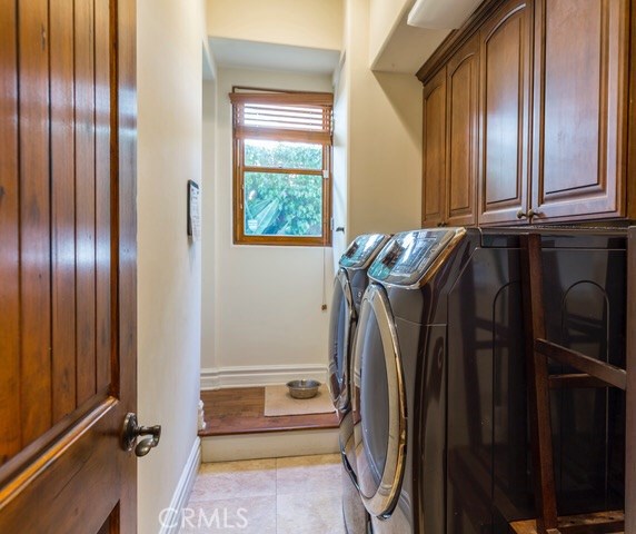 618 Maria Avenue, Redondo Beach, California 90277, 4 Bedrooms Bedrooms, ,2 BathroomsBathrooms,Residential,Sold,Maria,SB17056583