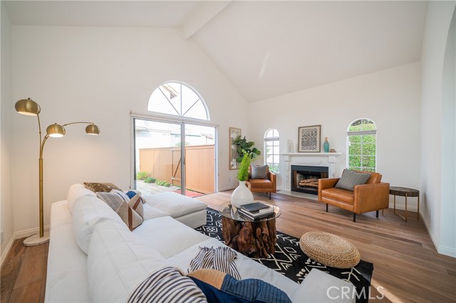 1901 Ernest Avenue, Redondo Beach, California 90278, 3 Bedrooms Bedrooms, ,1 BathroomBathrooms,Residential,Sold,Ernest,SB20019494