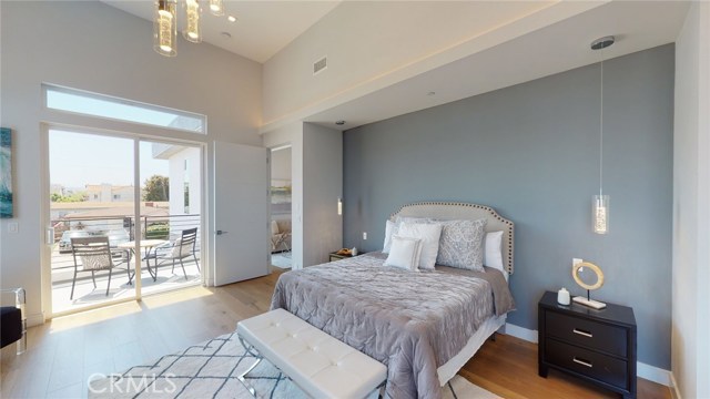 2203 Ruhland Avenue, Redondo Beach, California 90278, 4 Bedrooms Bedrooms, ,3 BathroomsBathrooms,Residential,Sold,Ruhland,PV20081344