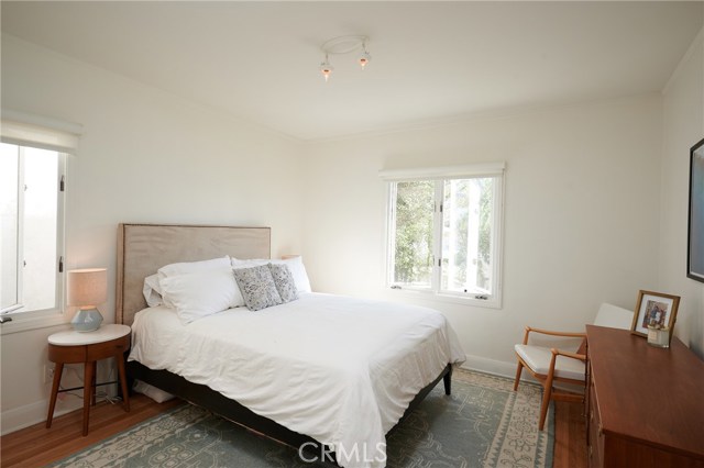 925 15th Place, Hermosa Beach, California 90254, 2 Bedrooms Bedrooms, ,1 BathroomBathrooms,Residential,Sold,15th,SB20221985