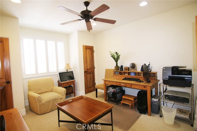 1701 Meadows Avenue, Manhattan Beach, California 90266, 5 Bedrooms Bedrooms, ,3 BathroomsBathrooms,Residential,Sold,Meadows,SB18088977