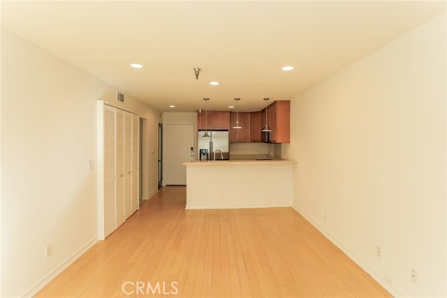 1 Bed Home for Sale in North Hollywood, California