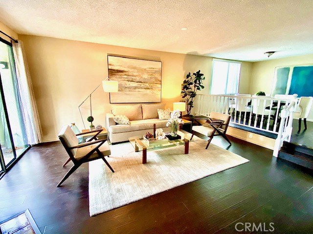 220 Prospect Avenue, Redondo Beach, California 90277, 3 Bedrooms Bedrooms, ,2 BathroomsBathrooms,Residential,Sold,Prospect,SB19240978