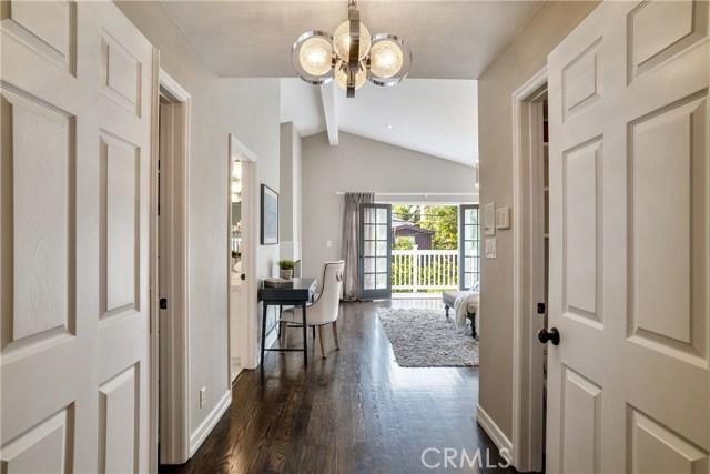 2301 Walnut Avenue, Manhattan Beach, California 90266, 4 Bedrooms Bedrooms, ,3 BathroomsBathrooms,Residential,Sold,Walnut,SB19070535