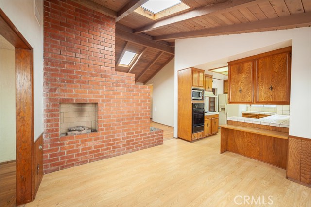 1148 Elm Avenue, Manhattan Beach, California 90266, 3 Bedrooms Bedrooms, ,2 BathroomsBathrooms,Residential,Sold,Elm,SB19140128