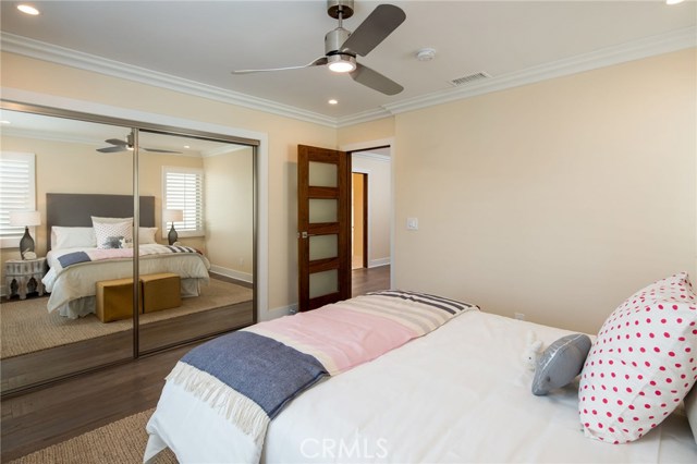 3208 Pacific Avenue, Manhattan Beach, California 90266, 4 Bedrooms Bedrooms, ,3 BathroomsBathrooms,Residential,Sold,Pacific,SB18253050