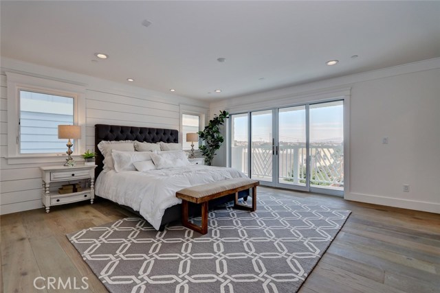 702 Loma Drive, Hermosa Beach, California 90254, 3 Bedrooms Bedrooms, ,3 BathroomsBathrooms,Residential,Sold,Loma,SB18137124