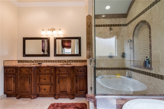 2012 Robinson Street, Redondo Beach, California 90278, 5 Bedrooms Bedrooms, ,3 BathroomsBathrooms,Residential,Sold,Robinson,SB18078924