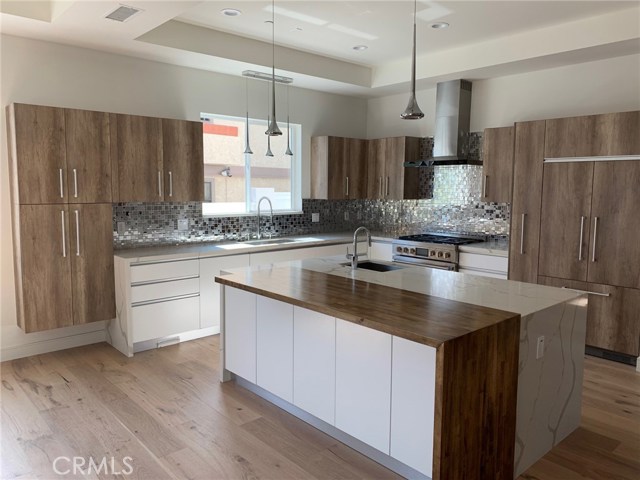 1905 Belmont Lane, Redondo Beach, California 90278, 4 Bedrooms Bedrooms, ,3 BathroomsBathrooms,Residential,Sold,Belmont,SB19160660