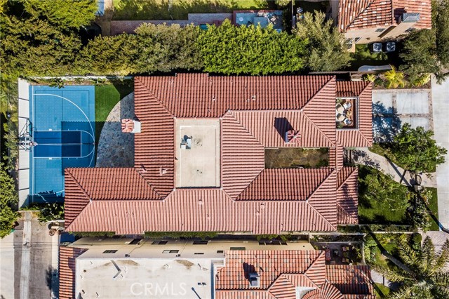 769 33rd Street, Manhattan Beach, California 90266, 6 Bedrooms Bedrooms, ,4 BathroomsBathrooms,Residential,Sold,33rd,SB18219085