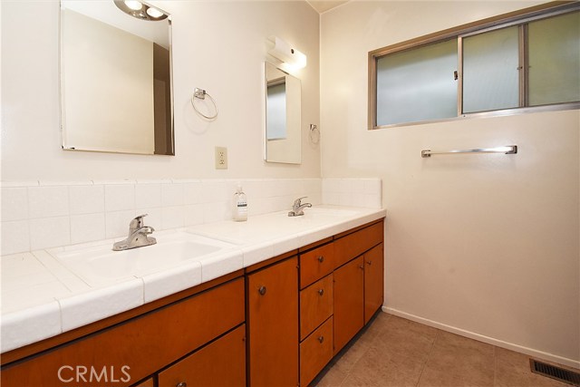 28730 Crestridge Road, Rancho Palos Verdes, California 90275, 4 Bedrooms Bedrooms, ,2 BathroomsBathrooms,Residential,Sold,Crestridge,PV20016256