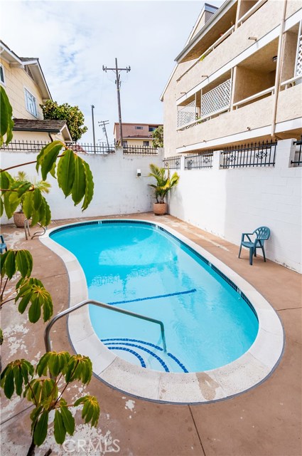 425 Catalina Avenue, Redondo Beach, California 90277, 3 Bedrooms Bedrooms, ,3 BathroomsBathrooms,Residential,Sold,Catalina,SB17082345