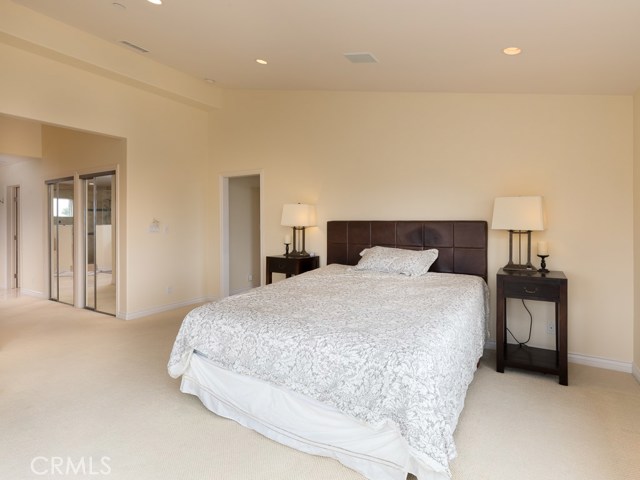 314 Avenue D, Redondo Beach, California 90277, 5 Bedrooms Bedrooms, ,5 BathroomsBathrooms,Residential,Sold,Avenue D,SB20083856