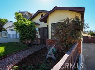 1026 Avenue A, Redondo Beach, California 90277, 3 Bedrooms Bedrooms, ,2 BathroomsBathrooms,Residential,Sold,Avenue A,SB17203407