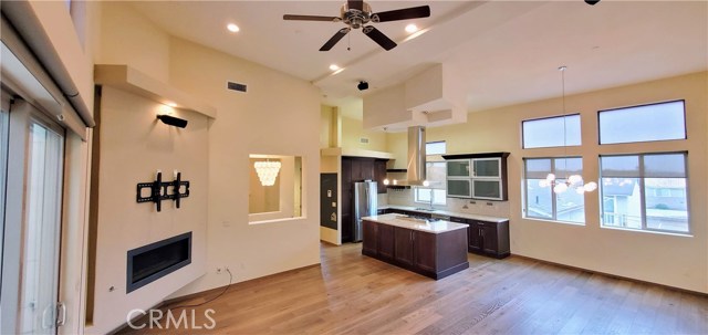 2207 Rockefeller Lane, Redondo Beach, California 90278, 4 Bedrooms Bedrooms, ,3 BathroomsBathrooms,Residential,Sold,Rockefeller,SB20082723