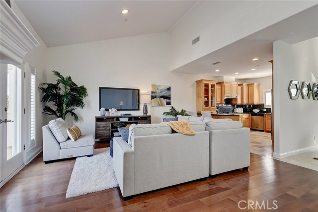 2100 Blossom Lane, Redondo Beach, California 90278, 3 Bedrooms Bedrooms, ,2 BathroomsBathrooms,Residential,Sold,Blossom,SB19051216