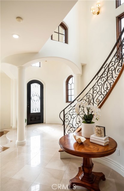 441 1st Street, Manhattan Beach, California 90266, 5 Bedrooms Bedrooms, ,4 BathroomsBathrooms,Residential,Sold,1st,SB19263313