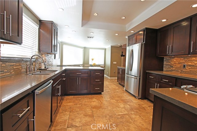 2416 Voorhees Avenue, Redondo Beach, California 90278, 3 Bedrooms Bedrooms, ,2 BathroomsBathrooms,Residential,Sold,Voorhees,PW17063870