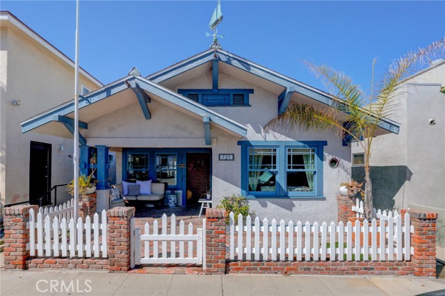 721 Manhattan Avenue, Hermosa Beach, California 90254, ,Residential Income,Sold,Manhattan,SB21062580