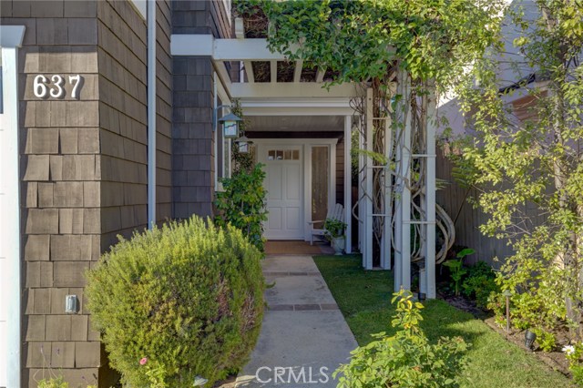 637 17th Street, Manhattan Beach, California 90266, 6 Bedrooms Bedrooms, ,3 BathroomsBathrooms,Residential,Sold,17th,SB20249999