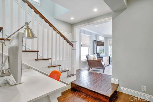 2300 Poinsettia Avenue, Manhattan Beach, California 90266, 4 Bedrooms Bedrooms, ,3 BathroomsBathrooms,Residential,Sold,Poinsettia,SB17106769