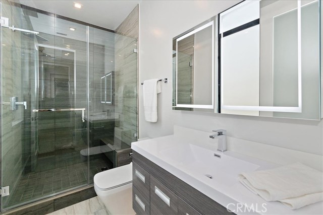 2315 Huntington Ln, Redondo Beach, California 90278, 4 Bedrooms Bedrooms, ,3 BathroomsBathrooms,Residential,Sold,Huntington Ln,SB19189198