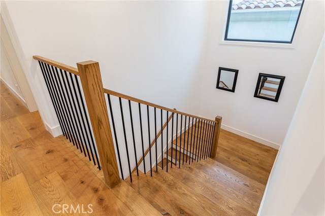 2400 John Street, Manhattan Beach, California 90266, 5 Bedrooms Bedrooms, ,2 BathroomsBathrooms,Residential,Sold,John,SB19208383