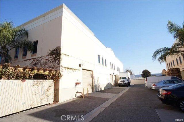 1458 W Holt Avenue, Los Angeles, California 91768, ,Warehouse,For sale,Holt,WS20263298