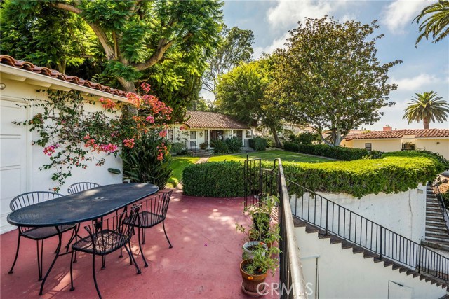 888 Via Del Monte, Palos Verdes Estates, California 90274, 3 Bedrooms Bedrooms, ,1 BathroomBathrooms,Residential,Sold,Via Del Monte,PV18205584