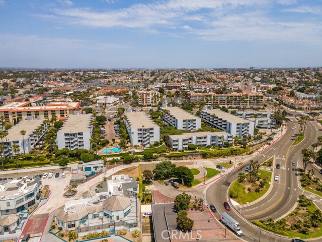 640 The Village, Redondo Beach, California 90277, 1 Bedroom Bedrooms, ,1 BathroomBathrooms,Residential,Sold,The Village,CV21150767