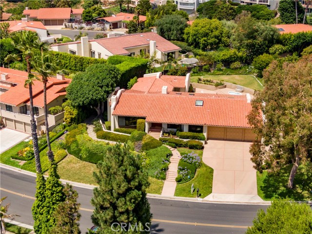 1373 Via Coronel, Palos Verdes Estates, California 90274, 5 Bedrooms Bedrooms, ,4 BathroomsBathrooms,Residential,Sold,Via Coronel,PV19128066