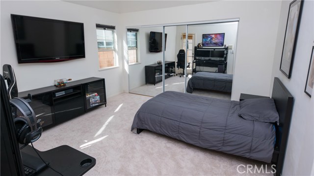 1021 Avenue D, Redondo Beach, California 90277, 4 Bedrooms Bedrooms, ,2 BathroomsBathrooms,Residential,Sold,Avenue D,SB21005310