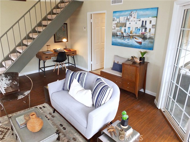 1104 Harkness Lane, Redondo Beach, California 90278, 3 Bedrooms Bedrooms, ,2 BathroomsBathrooms,Residential,Sold,Harkness,PW18238945