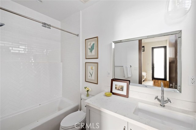 535 Avenue B, Redondo Beach, California 90277, 4 Bedrooms Bedrooms, ,3 BathroomsBathrooms,Residential,Sold,Avenue B,SB20169921