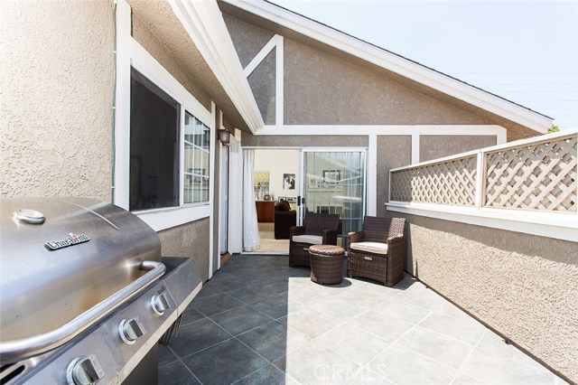 2706 Carnegie Lane, Redondo Beach, California 90278, 3 Bedrooms Bedrooms, ,2 BathroomsBathrooms,Residential,Sold,Carnegie,SB18145376