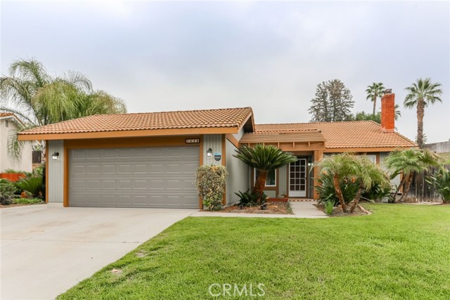 Detail Gallery Image 1 of 1 For 1446 Diamond Ct, Redlands,  CA 92374 - 3 Beds | 2 Baths