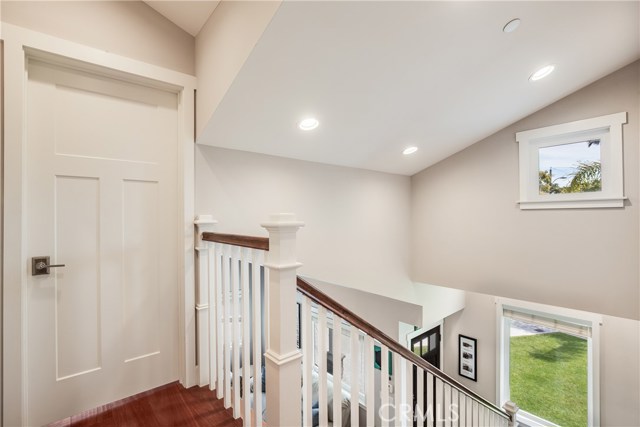 2nd level landing, entry to Master Suite