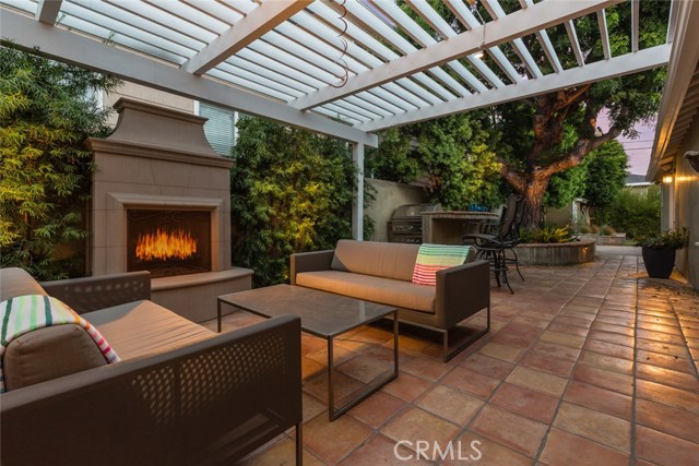 1407 23rd Street, Manhattan Beach, California 90266, 4 Bedrooms Bedrooms, ,2 BathroomsBathrooms,Residential,Sold,23rd,SB17168172