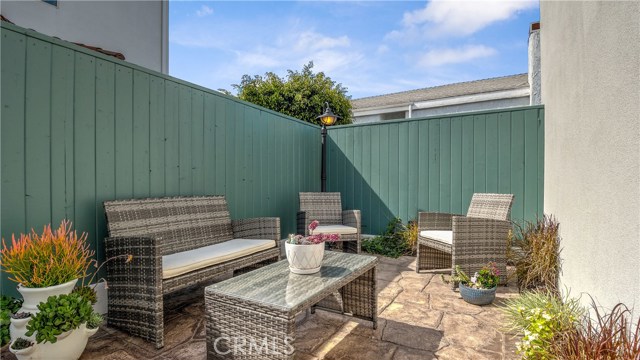 2607 Ripley Avenue, Redondo Beach, California 90278, 5 Bedrooms Bedrooms, ,2 BathroomsBathrooms,Residential,Sold,Ripley,SB19047828