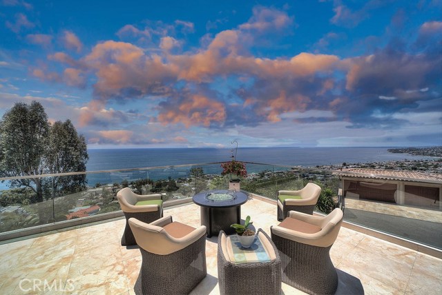 Photo of 900 Gainsborough Drive, Laguna Beach, CA 92651
