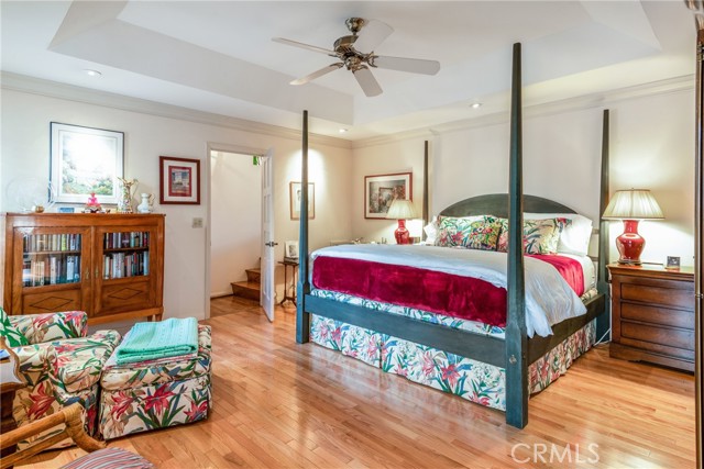 2217 Valley Drive, Manhattan Beach, California 90266, 4 Bedrooms Bedrooms, ,2 BathroomsBathrooms,Residential,Sold,Valley,SB21051487