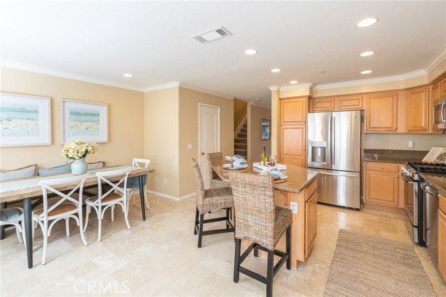 317 Garnet Street, Redondo Beach, California 90277, 4 Bedrooms Bedrooms, ,2 BathroomsBathrooms,Residential,Sold,Garnet,SB20020819