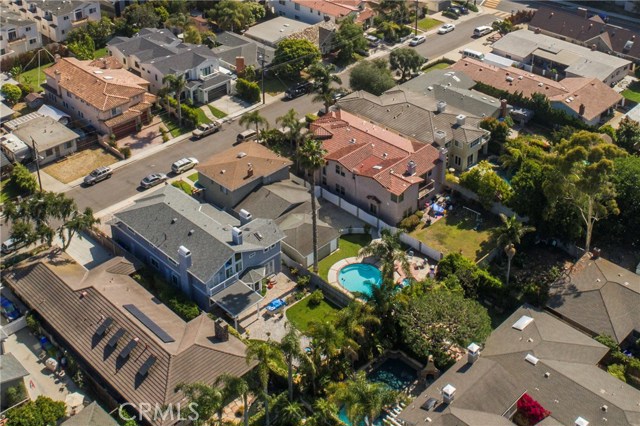 1531 Mathews Avenue, Manhattan Beach, California 90266, 6 Bedrooms Bedrooms, ,4 BathroomsBathrooms,Residential,Sold,Mathews,PV18176767