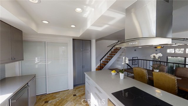 2609 Nelson Avenue, Redondo Beach, California 90278, 2 Bedrooms Bedrooms, ,2 BathroomsBathrooms,Residential,Sold,Nelson,SB20154489